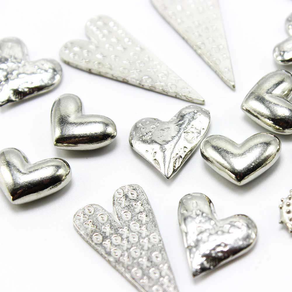  VOGUEKNOCK 30/45pcs Rhinestone Heart Charms for