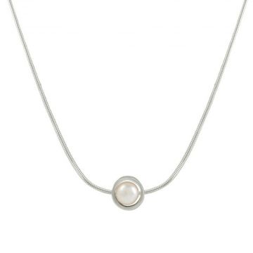 Pearl Silver Circle Necklace